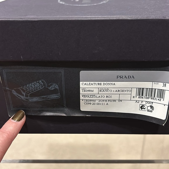 Authentic Prada sneakers size 38 = Size 8 US - Picture 4 of 6